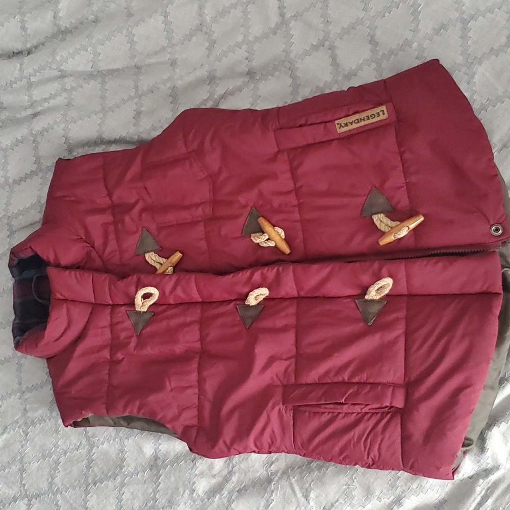 Legendary Whitetails Puffer Vest